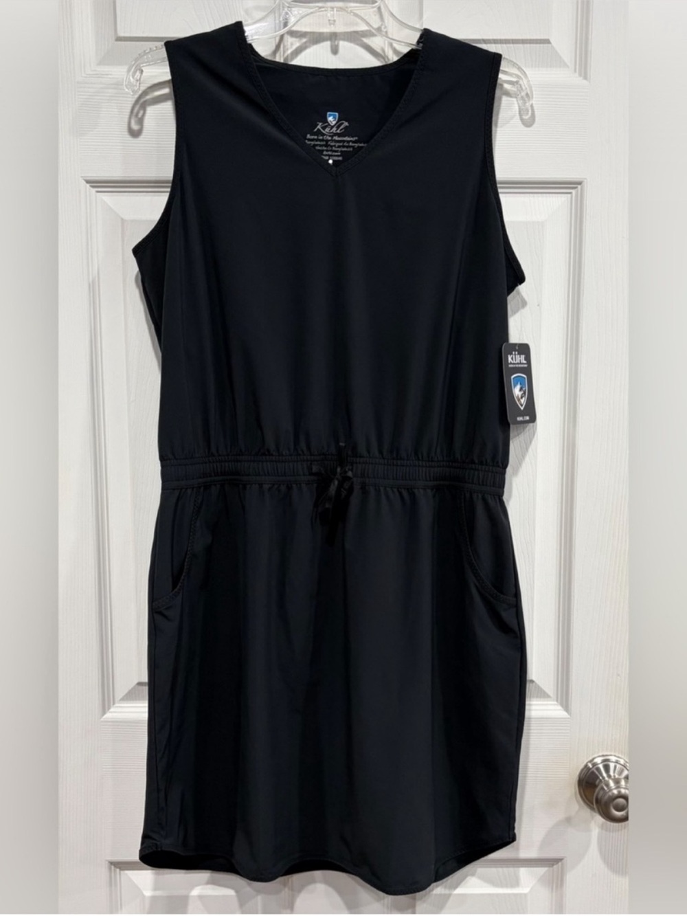 Kuhl Women's Small Vantage Dress Black NWT Travel Summer Shelf Bra Elastic Waist